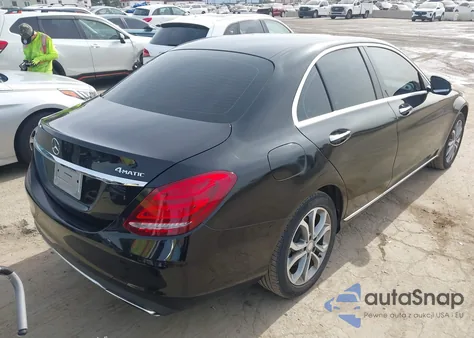 2015 Mercedes-Benz C-Class C 300 из США, поврежденный, VIN 55SWF4KB3FU005460